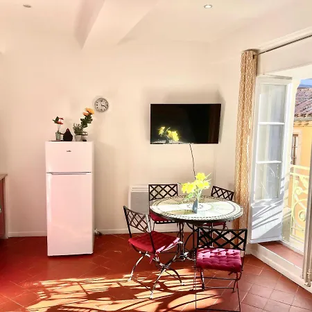 Art Apparts coeur de ville Béziers Extérieur photo